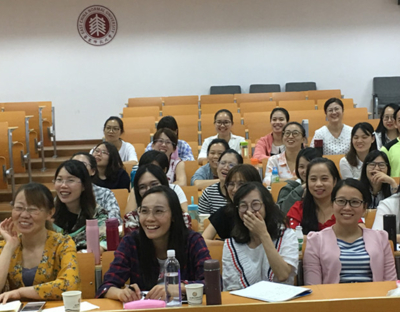 祝庆东老师为广西北海国际学校小学骨干班主任讲《怎样教学生“学会学习”——“学习指导”的范式、策略与案例》 